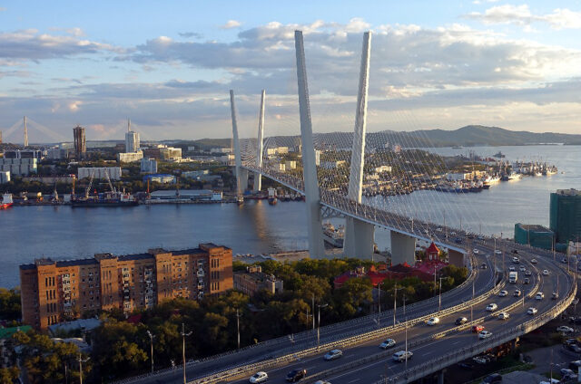 Druhý nejvyšší most světa, Vladivostok, Rusko