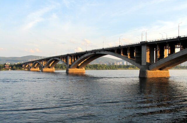Most přes Jenisej, Krasnojarsk, Rusko