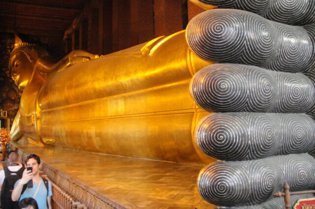 Socha ležícího Buddhy, Wat Pho, Bangkok, Thajsko